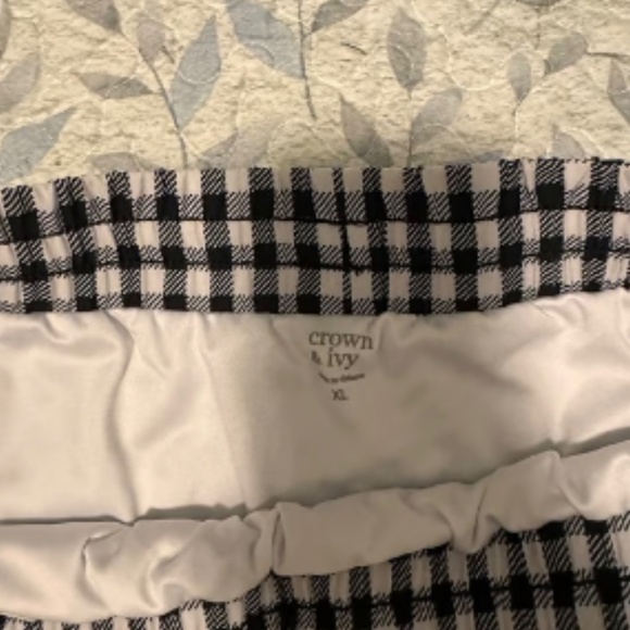 Athletic Shorts - Picture 3 of 3